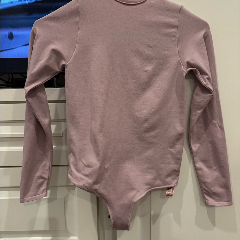 SKIMS Essentials Pink Long Sleeve Bodysuit NEW